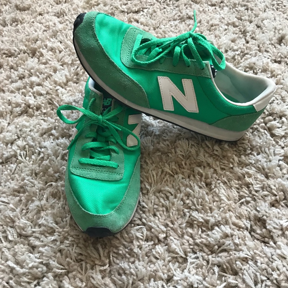 New balance 420 sneakers